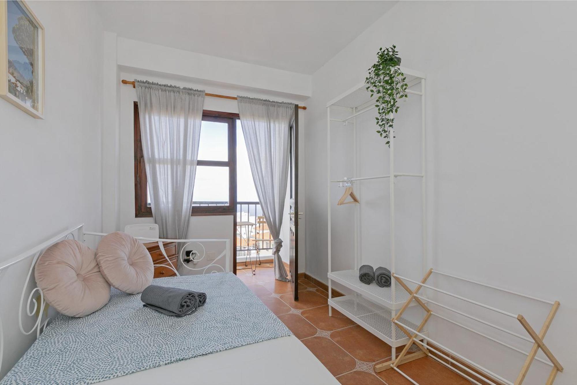 Rooftop View Escape - 1 Minute To Center And Fast Wi-Fi - Special Low Season Price For May And June 伊科德·德·洛斯·维诺斯 外观 照片