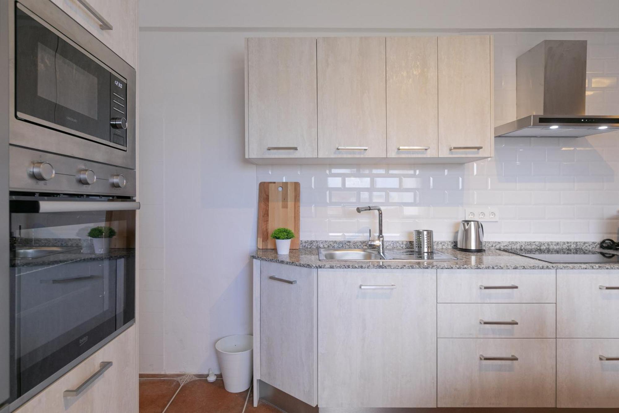 Rooftop View Escape - 1 Minute To Center And Fast Wi-Fi - Special Low Season Price For May And June 伊科德·德·洛斯·维诺斯 外观 照片